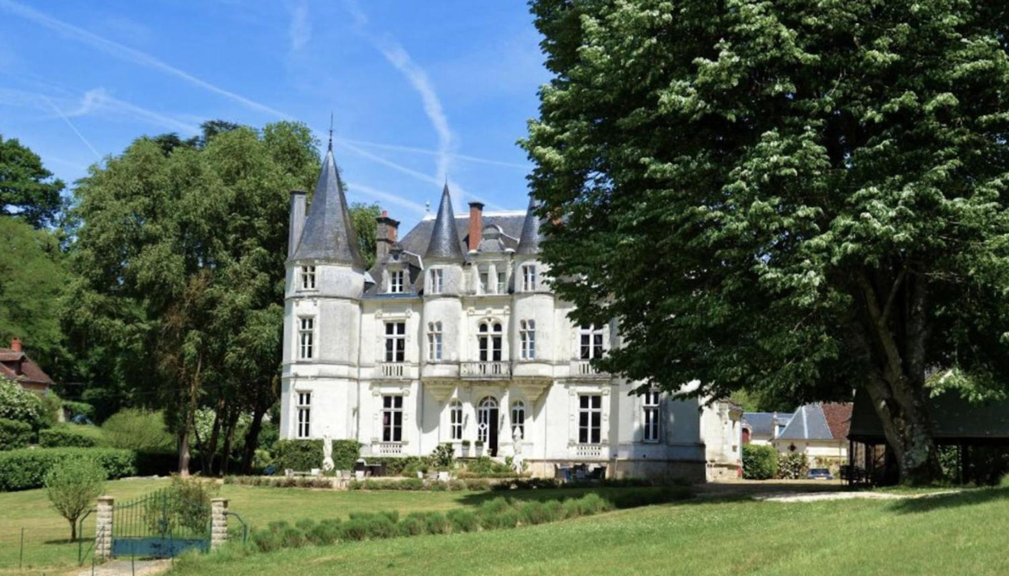 Chateau De Vallagon 蒙特里夏尔 外观 照片