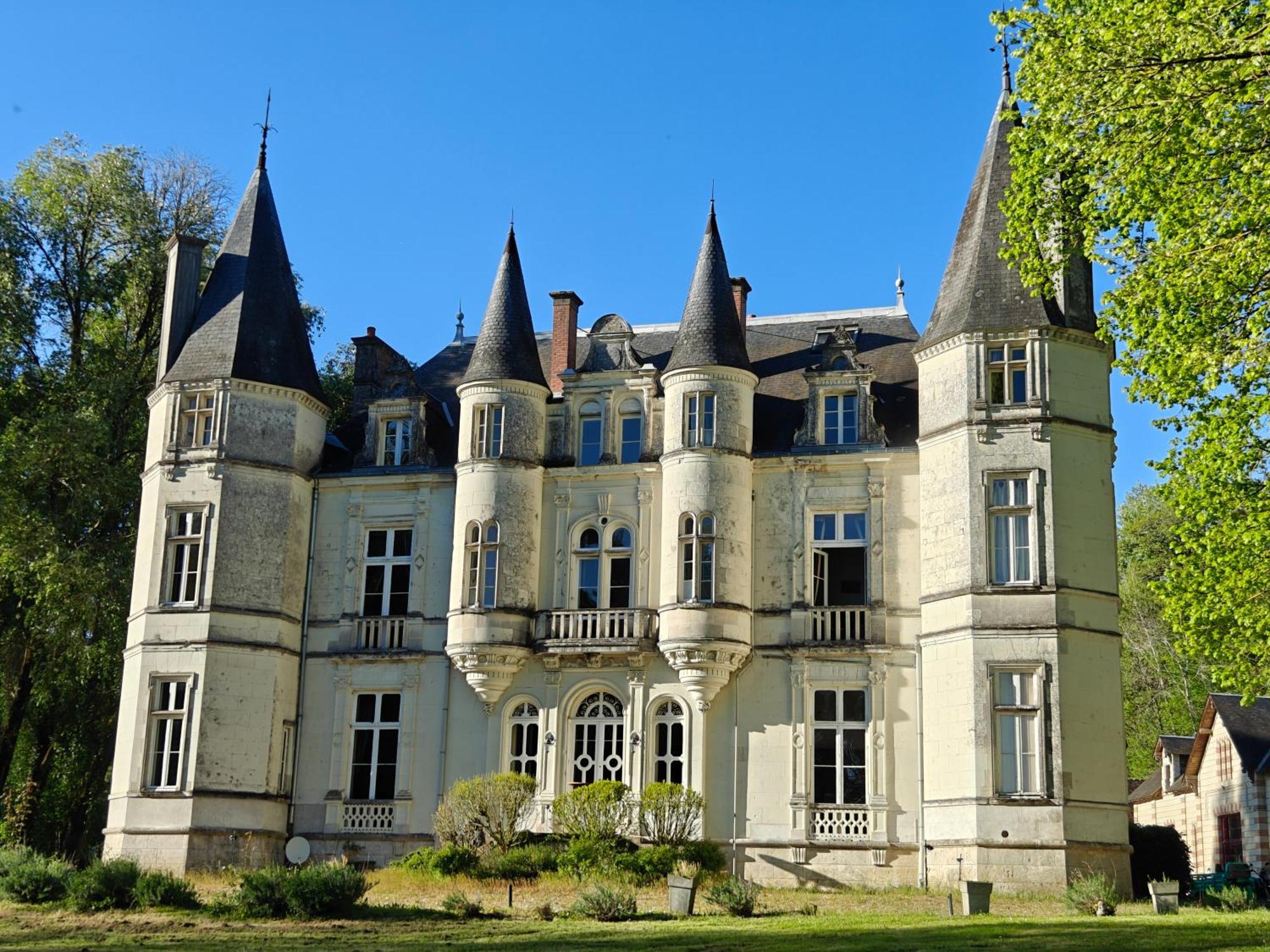 Chateau De Vallagon 蒙特里夏尔 外观 照片